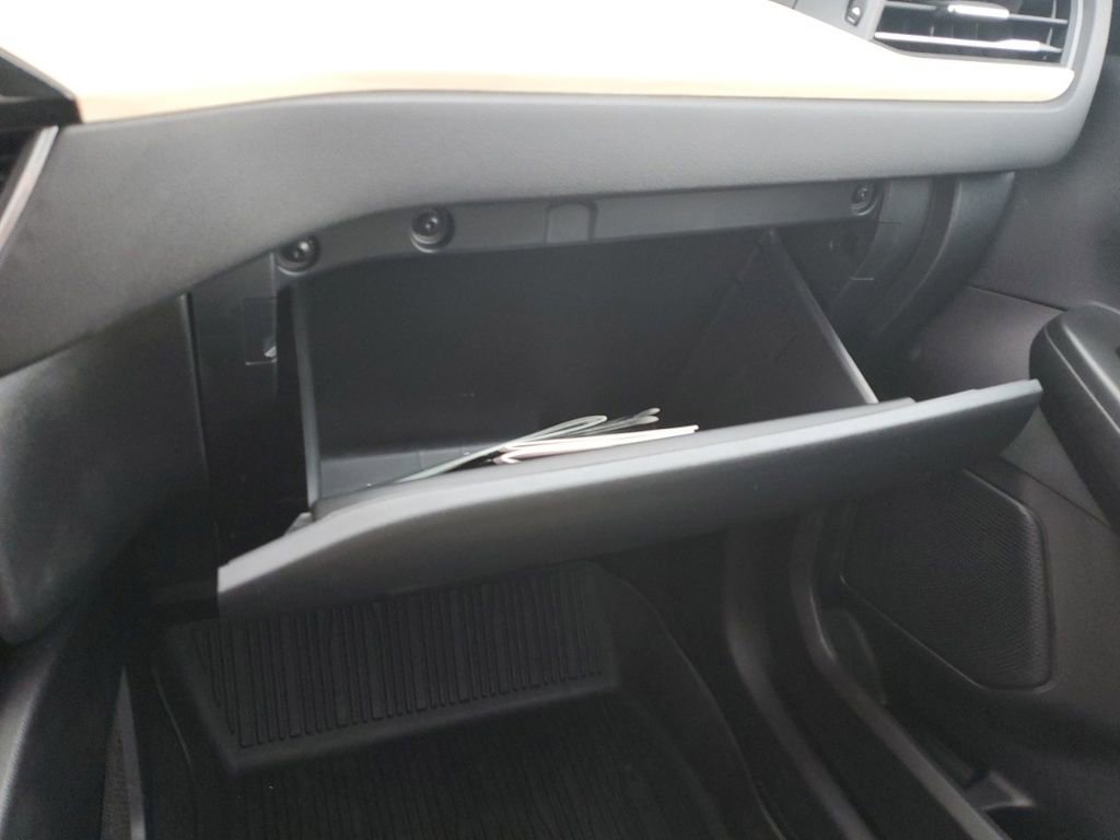 Used 2022 Ford Escape Titanium w/ Titanium Elite Package image 22