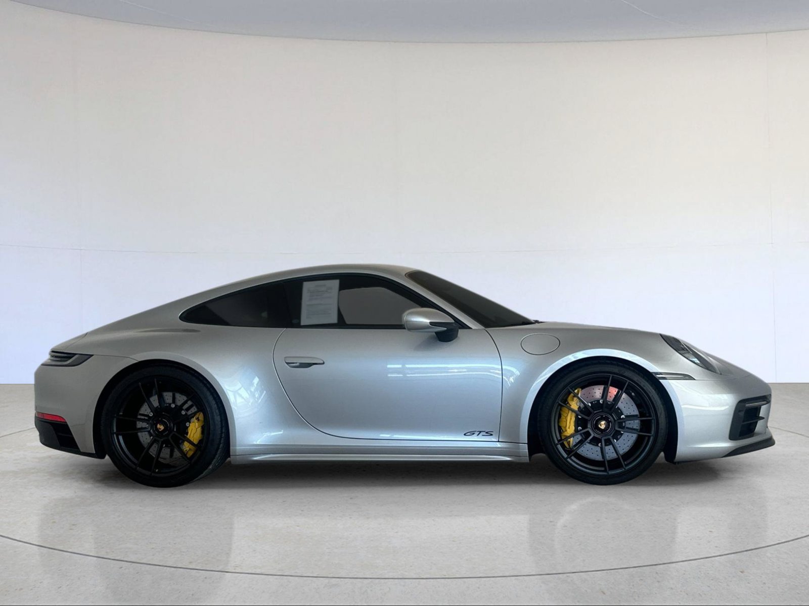 Certified 2024 Porsche 911 Carrera GTS RWD image 8
