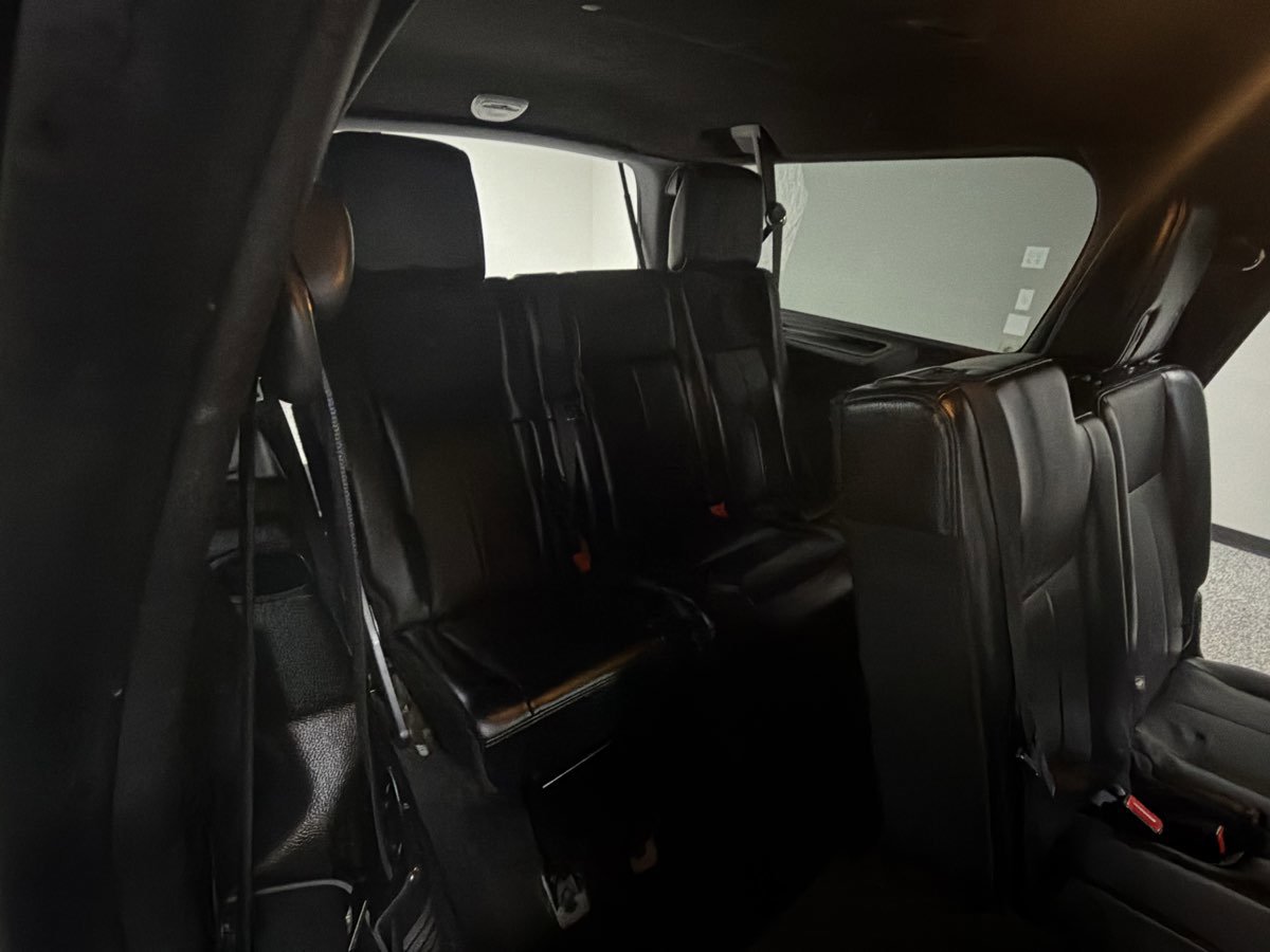 Used 2015 Ford Expedition EL XLT w/ Equipment Group 202A image 33