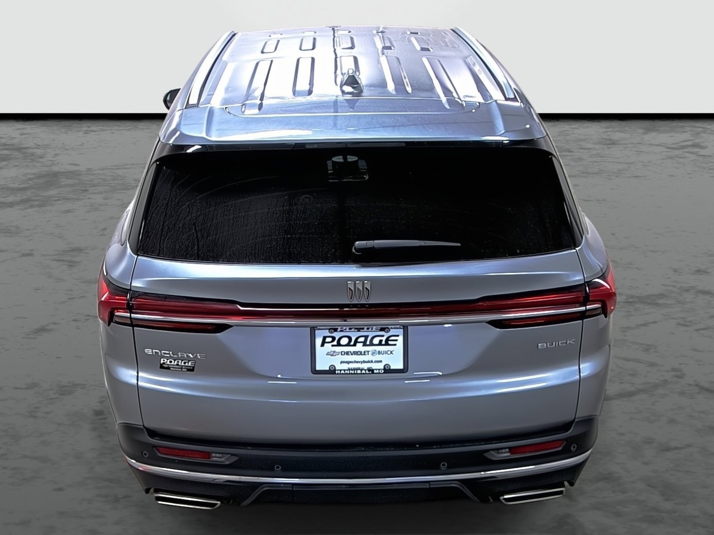 Used 2025 Buick Enclave Preferred image 3