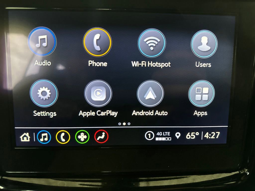 Used 2023 Chevrolet Traverse LT image 20