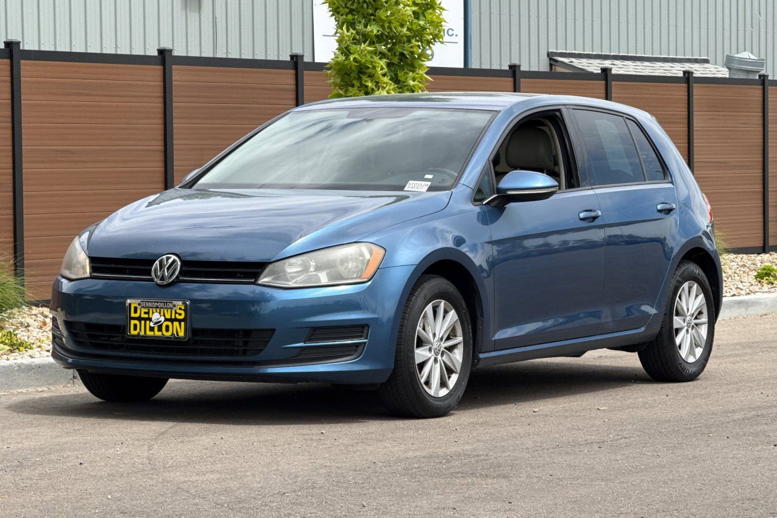 Used 2015 Volkswagen Golf S FWD image 8