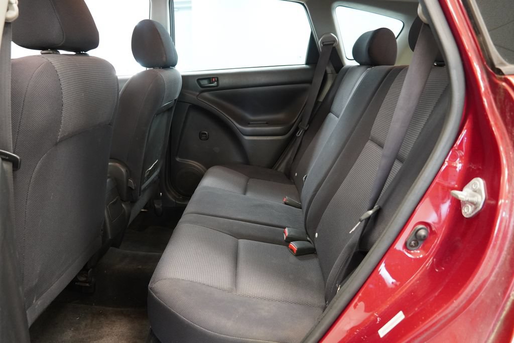 Used 2005 Pontiac Vibe w/ Power Group Value Package FWD image 23