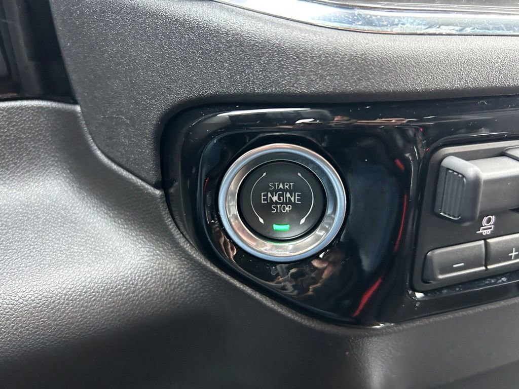 Used 2024 Chevrolet Silverado 1500 High Country image 33