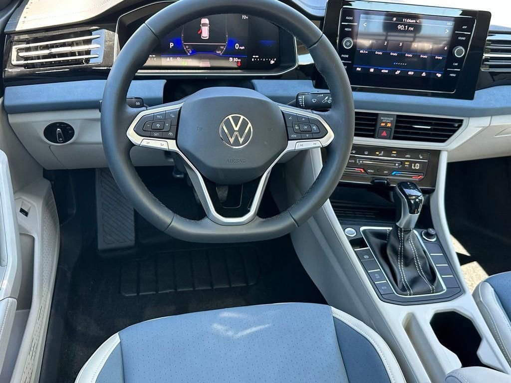 New 2026 Volkswagen Jetta SE FWD image 8