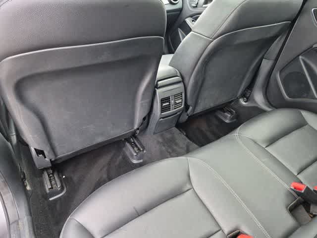 Used 2017 Mercedes-Benz GLA 250 4MATIC image 18