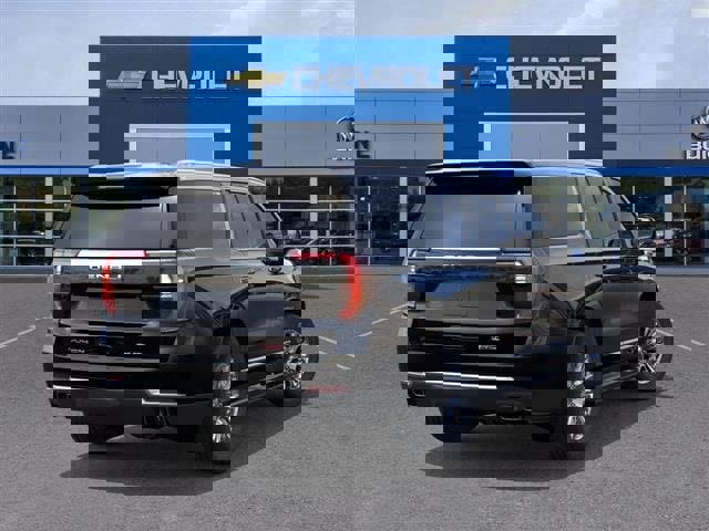 New 2026 GMC Yukon XL Denali w/ Sun & Power Step Package image 4