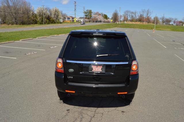 Used 2013 Land Rover LR2 HSE AWD/4WD image 10
