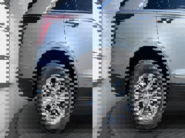 New 2025 Cadillac XT5 Luxury w/ LPO, Floor Liner Package image 25