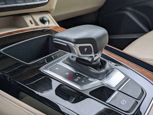 Used 2021 Audi Q5 Premium Plus w/ Premium Plus Package image 11