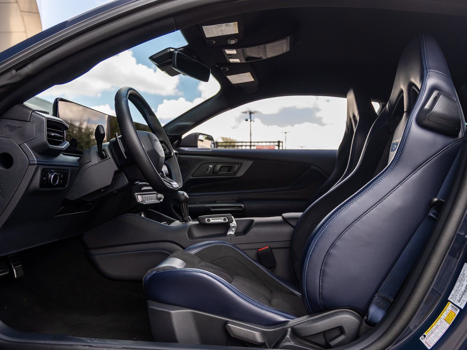 Used 2024 Ford Mustang Dark Horse image 26