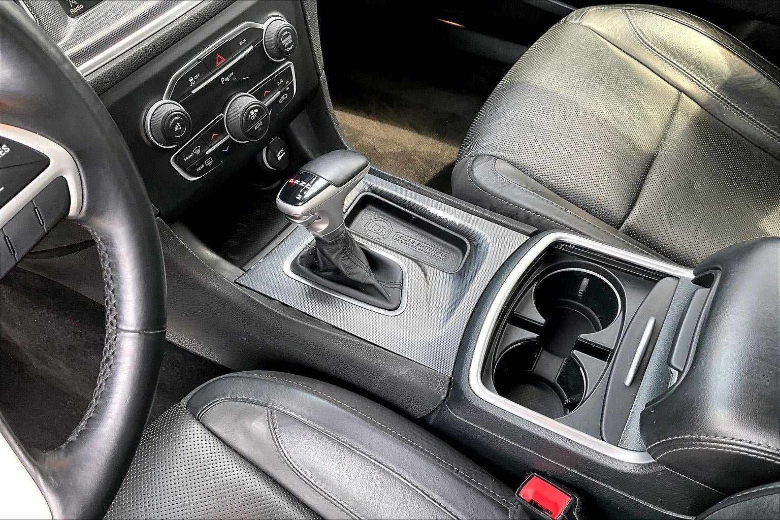 Used 2015 Dodge Charger SXT w/ AWD Plus Group image 17