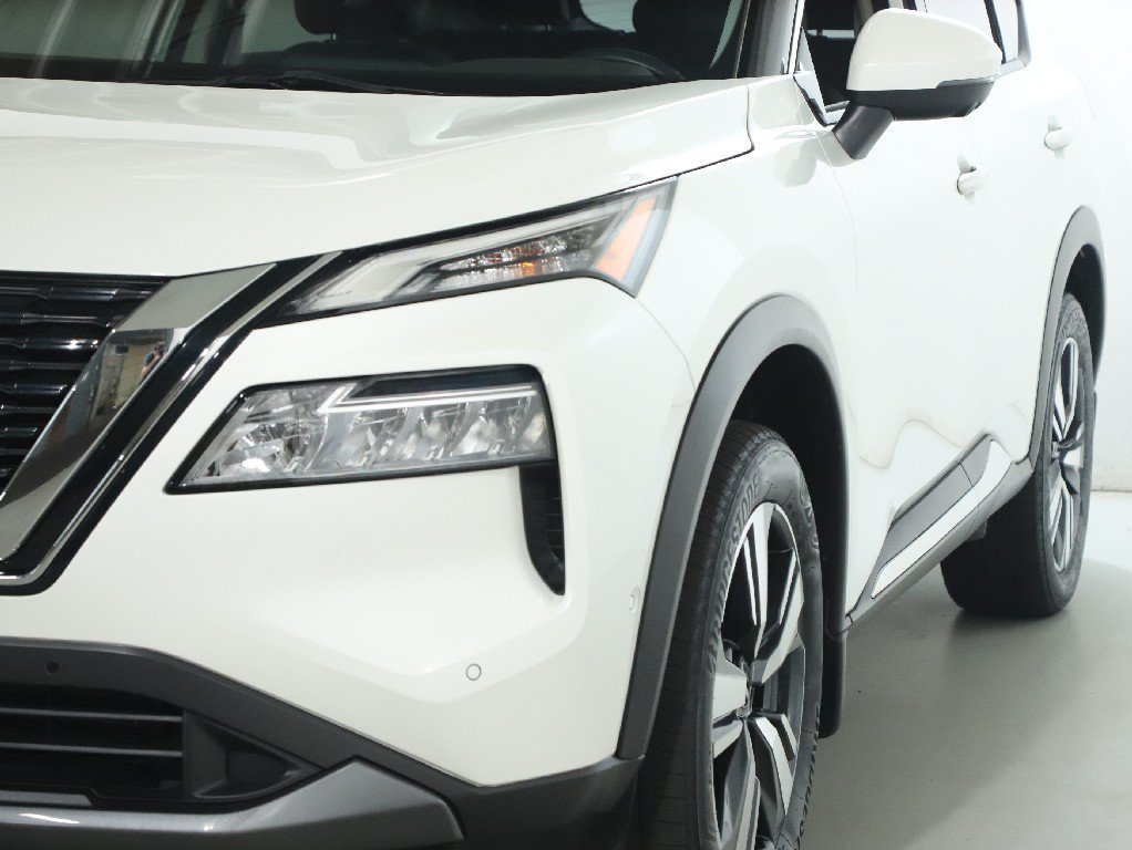 Certified 2023 Nissan Rogue SL w/ SL Premium Package AWD/4WD image 5
