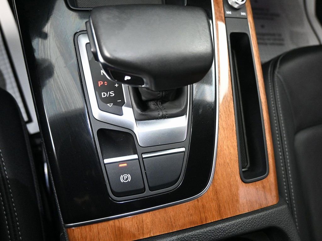 Used 2023 Audi Q5 2.0T Premium image 15