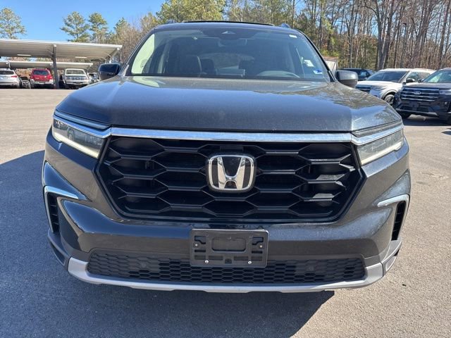 Used 2023 Honda Pilot Touring image 8
