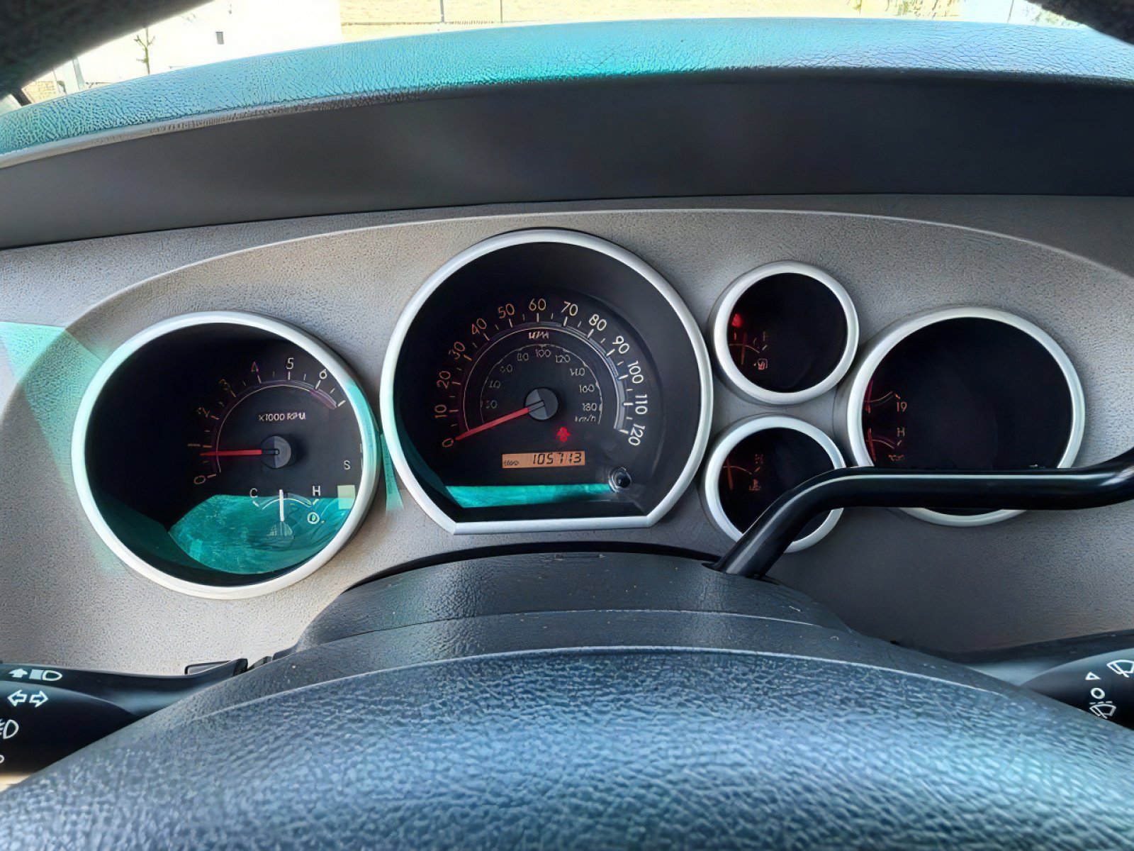 Used 2013 Toyota Tundra 4x4 CrewMax w/ Tow Pkg image 22