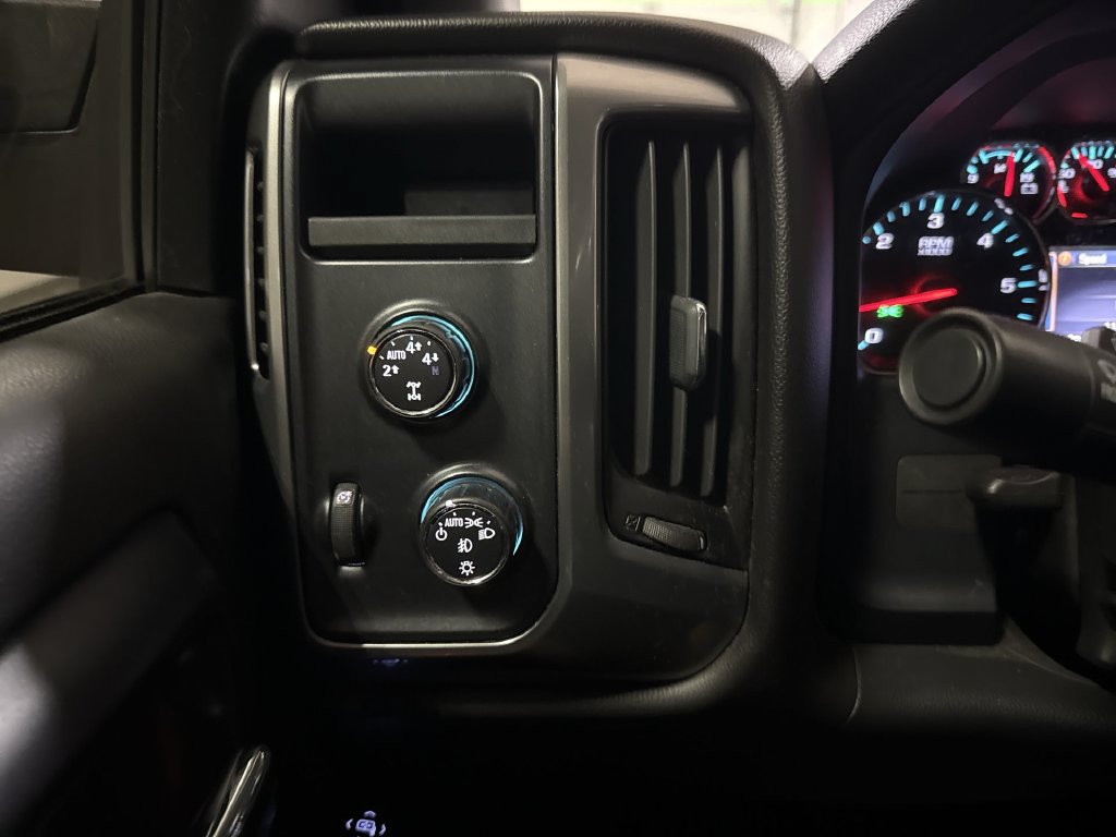 Used 2014 Chevrolet Silverado 1500 LT w/ All Star Edition AWD/4WD image 18