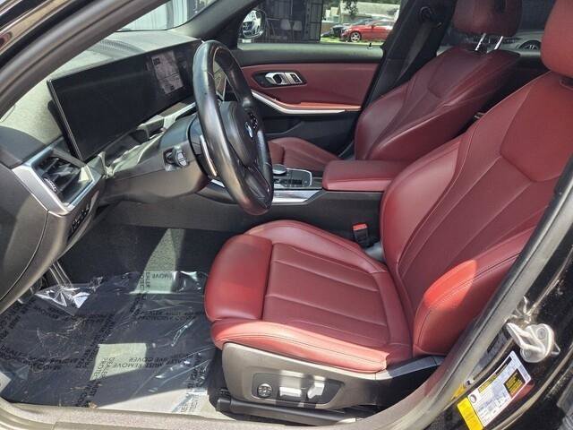 Used 2023 BMW 330i Sedan w/ M Sport Package RWD image 3
