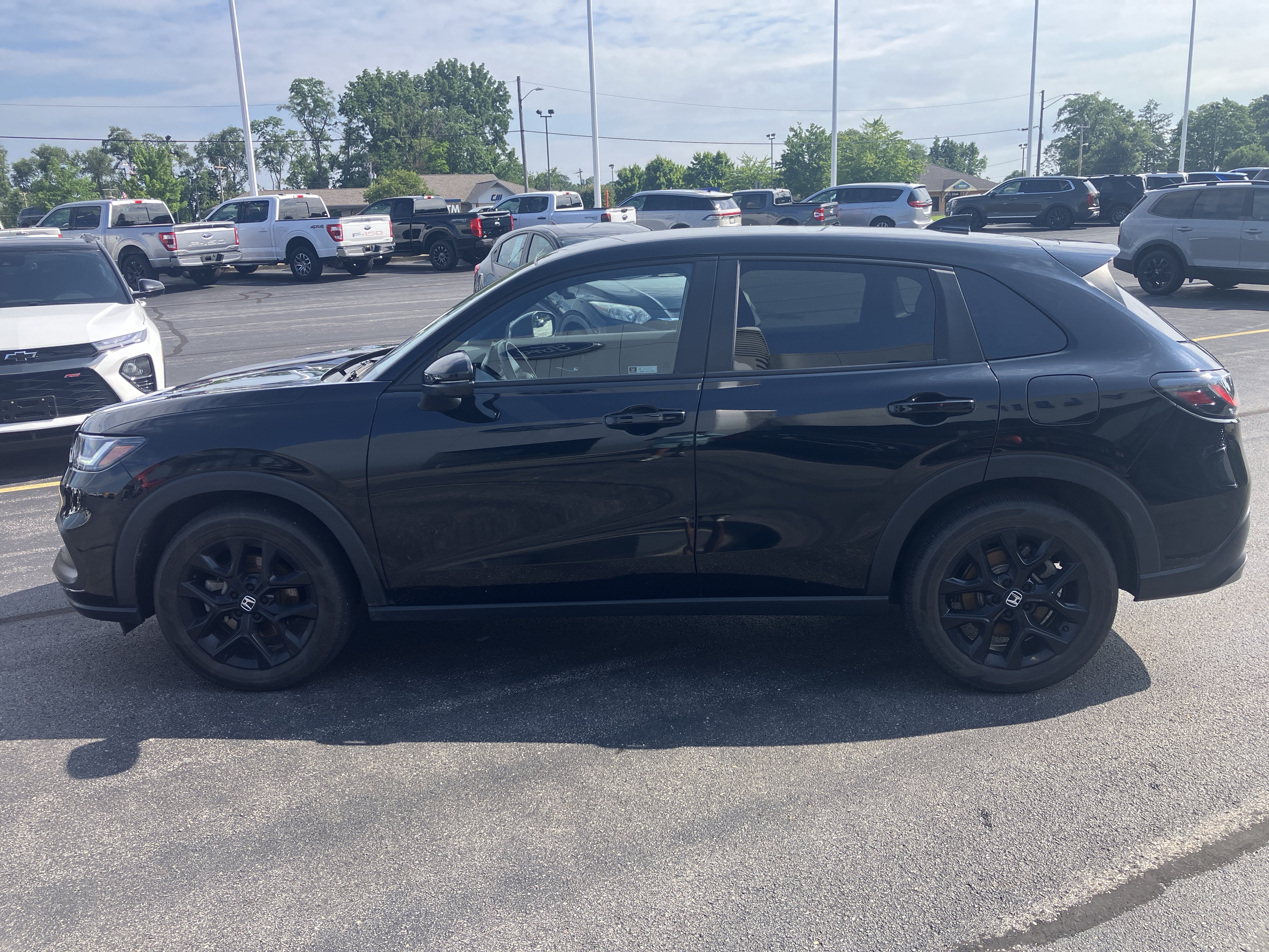 Used 2024 Honda HR-V Sport image 4