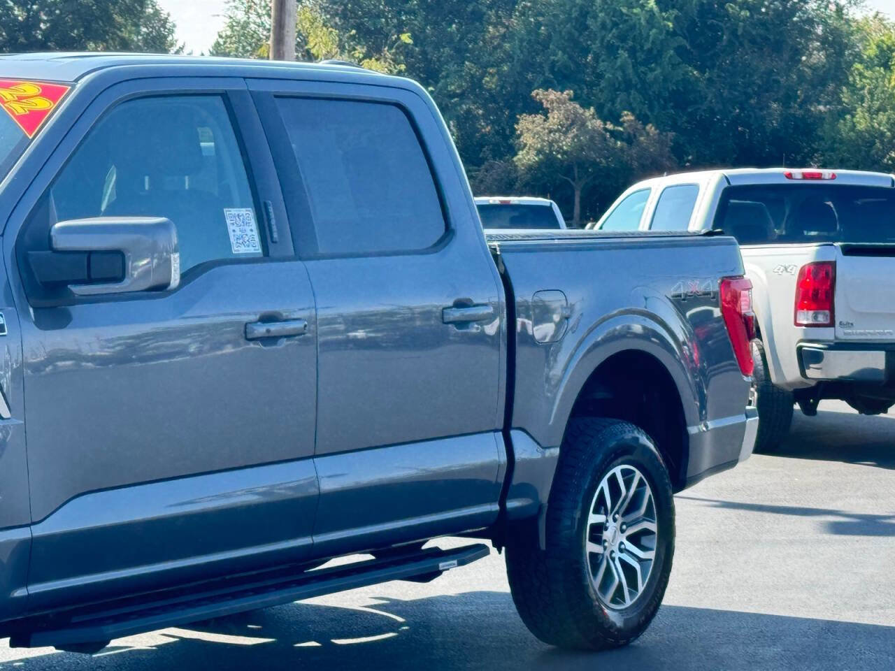 Used 2022 Ford F150 Lariat image 10