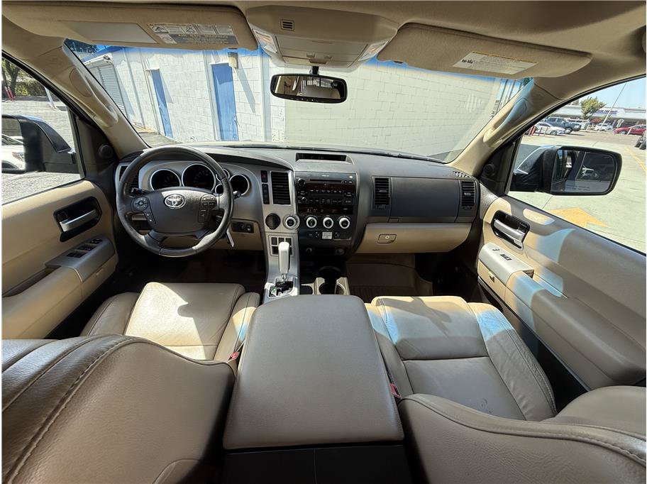Used 2008 Toyota Sequoia Limited RWD image 19