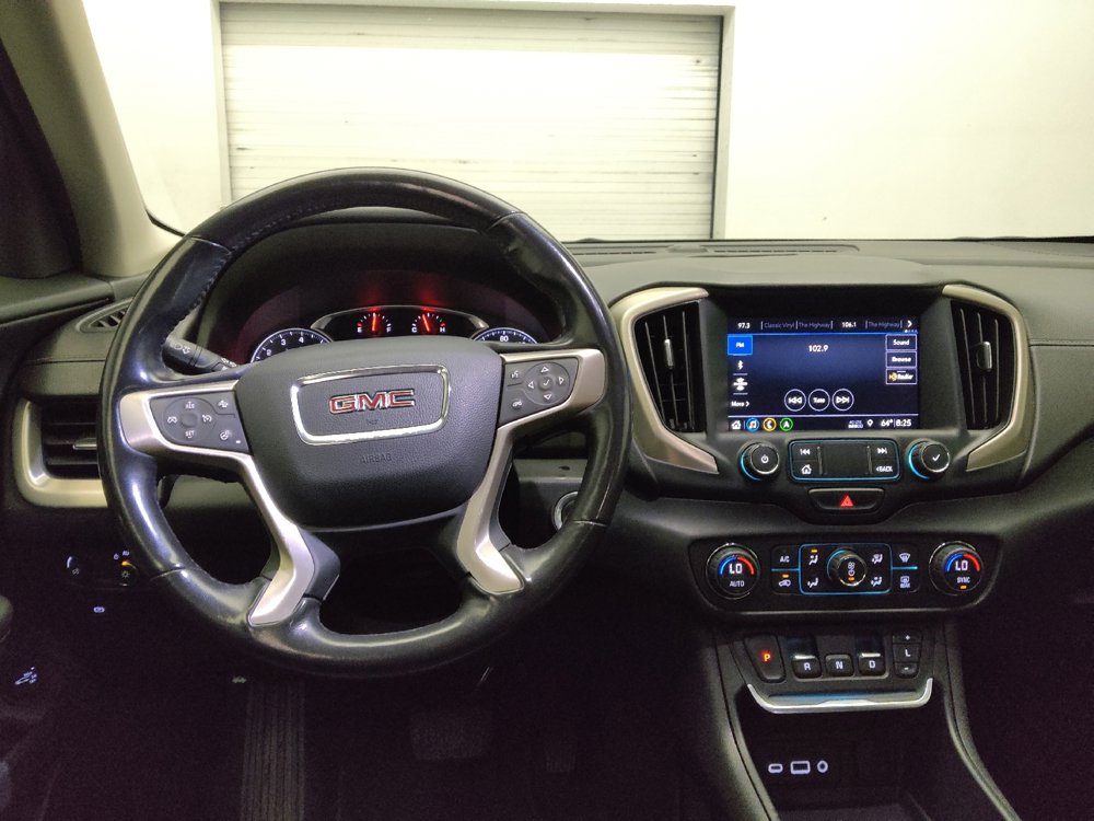 Used 2020 GMC Terrain Denali w/ Denali Premium Package FWD image 22