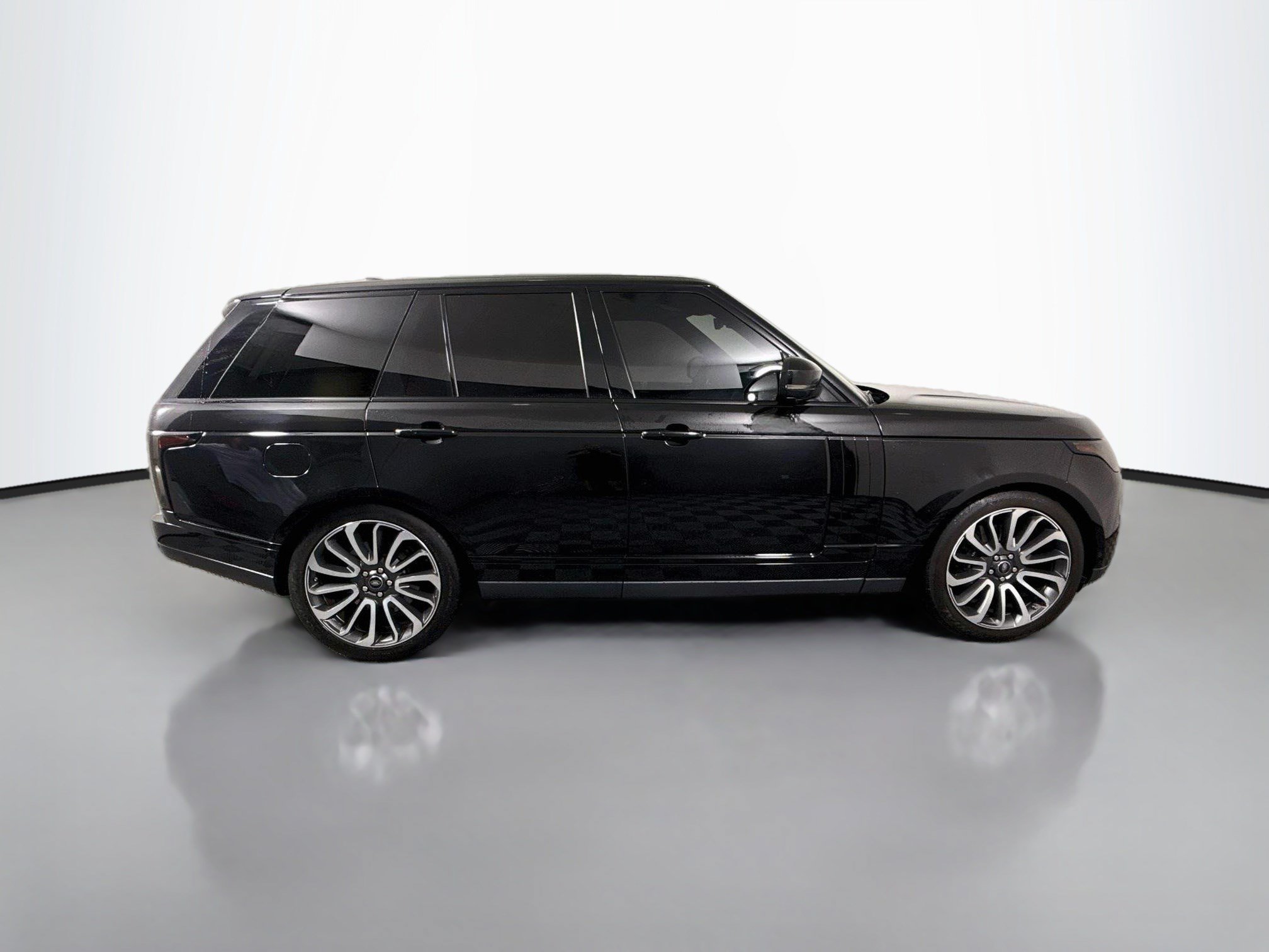 Used 2019 Land Rover Range Rover Supercharged AWD/4WD image 11