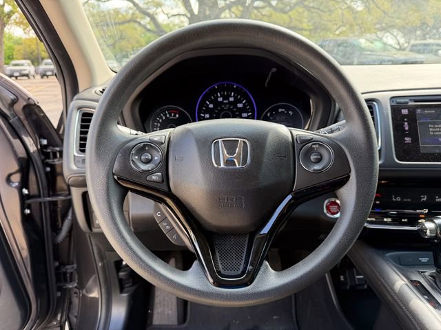 Used 2018 Honda HR-V EX image 9