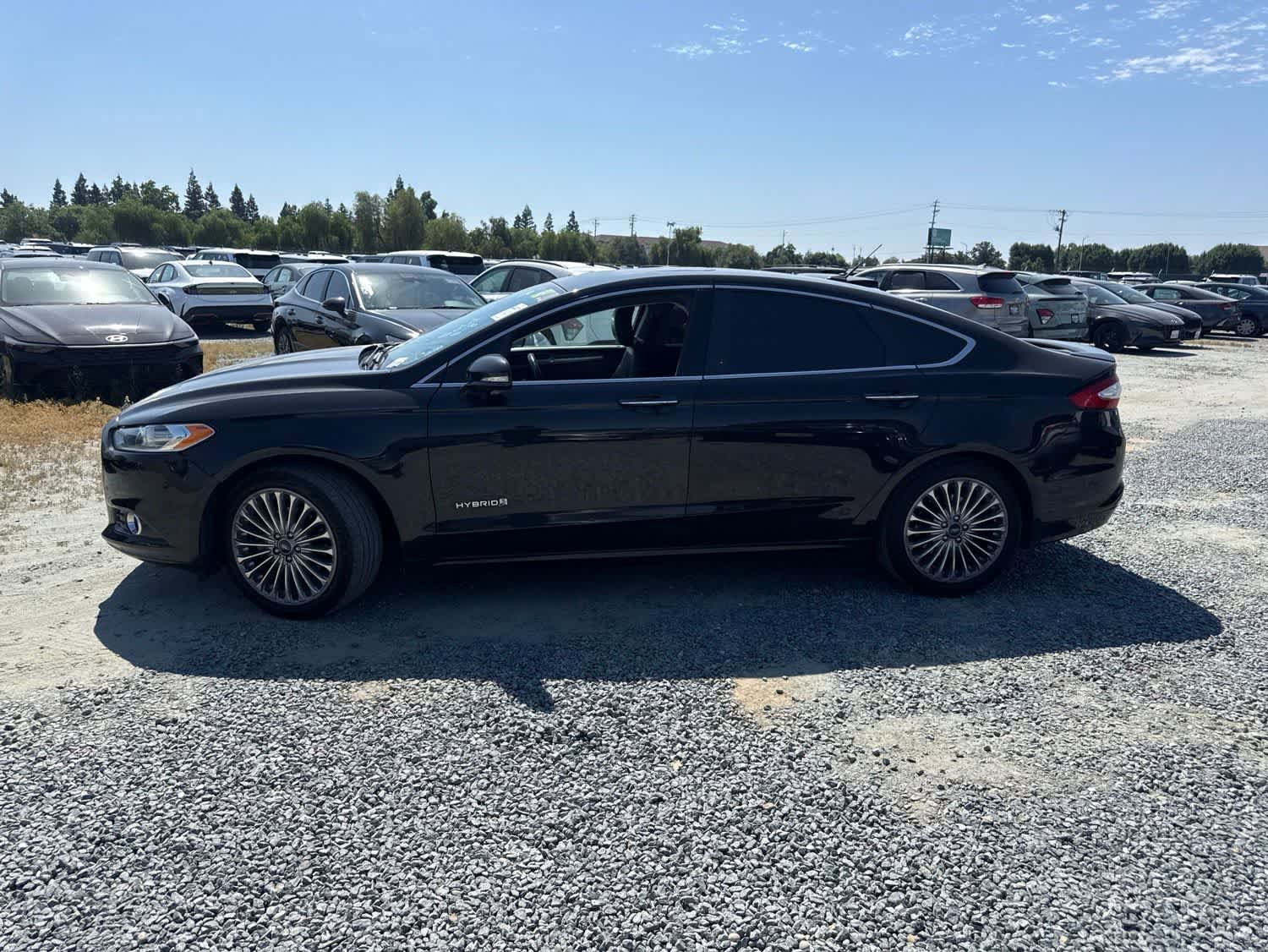 Used 2013 Ford Fusion Titanium w/ Titanium Driver Assist Pkg FWD image 8