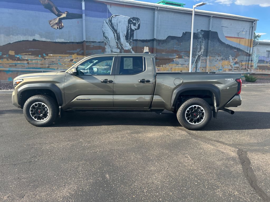 Used 2026 Toyota Tacoma TRD Off-Road w/ TRD Off Road Upgrade Package AWD/4WD image 11