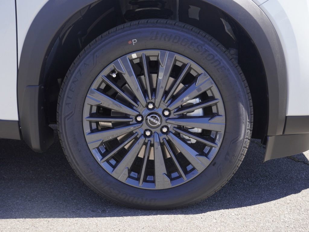 New 2026 Nissan Pathfinder SL w/ SL Premium Package AWD/4WD image 7