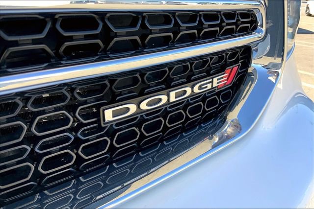 Used 2019 Dodge Durango SXT w/ 3rd Row Seating Group image 30