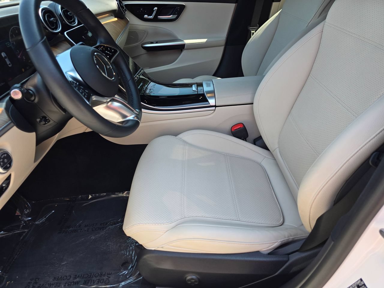 Used 2023 Mercedes-Benz C 300 4MATIC Sedan image 13