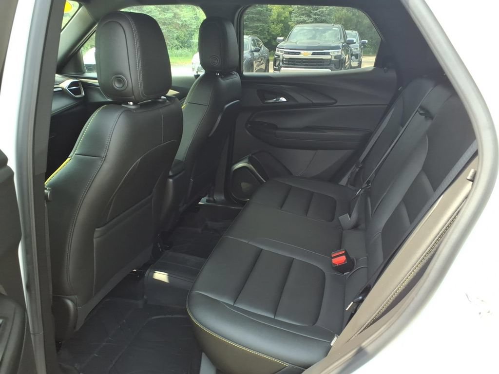 Used 2024 Chevrolet TrailBlazer ACTIV w/ Convenience Package AWD/4WD image 9