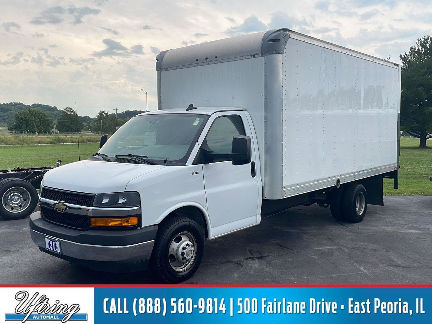 Used 2021 Chevrolet Express 4500 Extended w/ Power Convenience Package RWD image 1