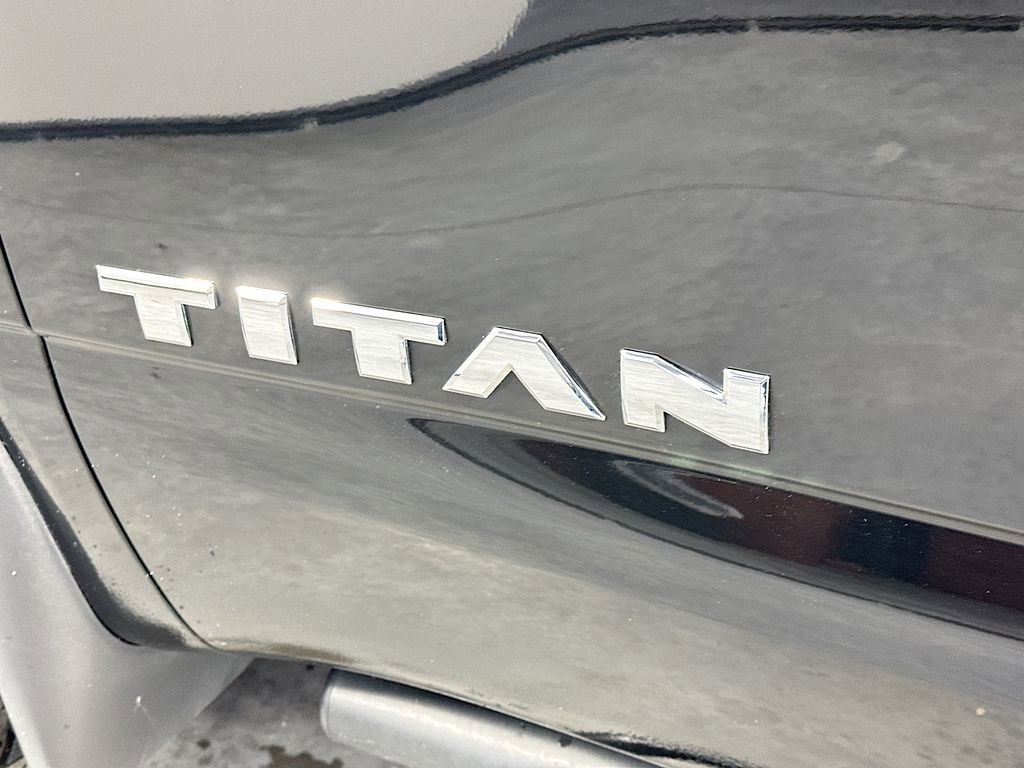 Used 2021 Nissan Titan SV w/ SV Convenience Package AWD/4WD image 28