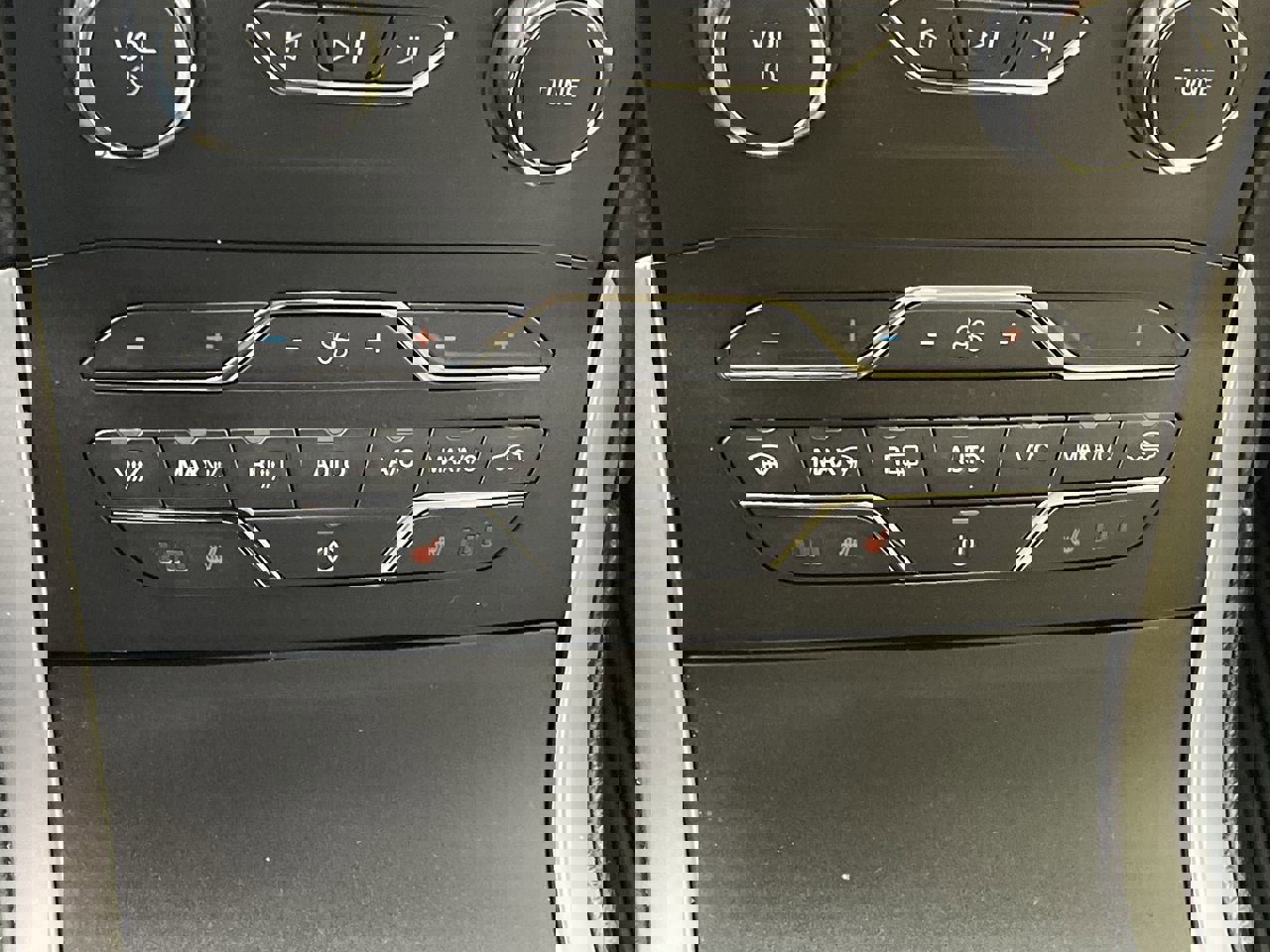 Used 2019 Ford Edge SEL w/ Equipment Group 201A image 22