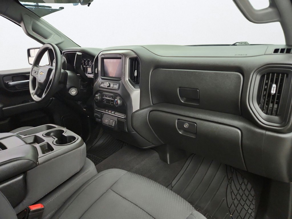 Used 2020 Chevrolet Silverado 1500 Custom w/ Custom Value Package AWD/4WD image 22
