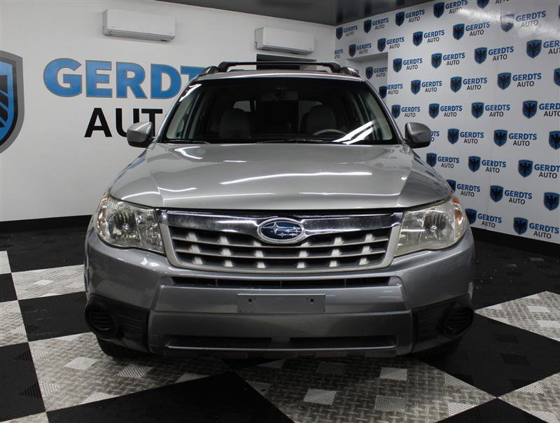 Used 2011 Subaru Forester 2.5X Premium image 6