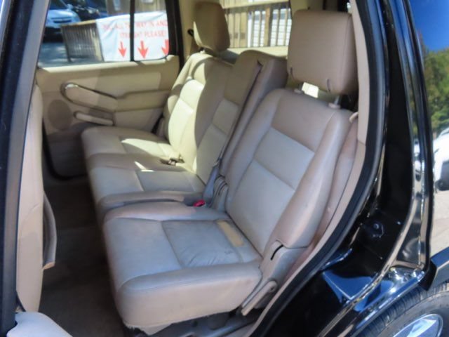 Used 2006 Ford Explorer Limited AWD/4WD image 13