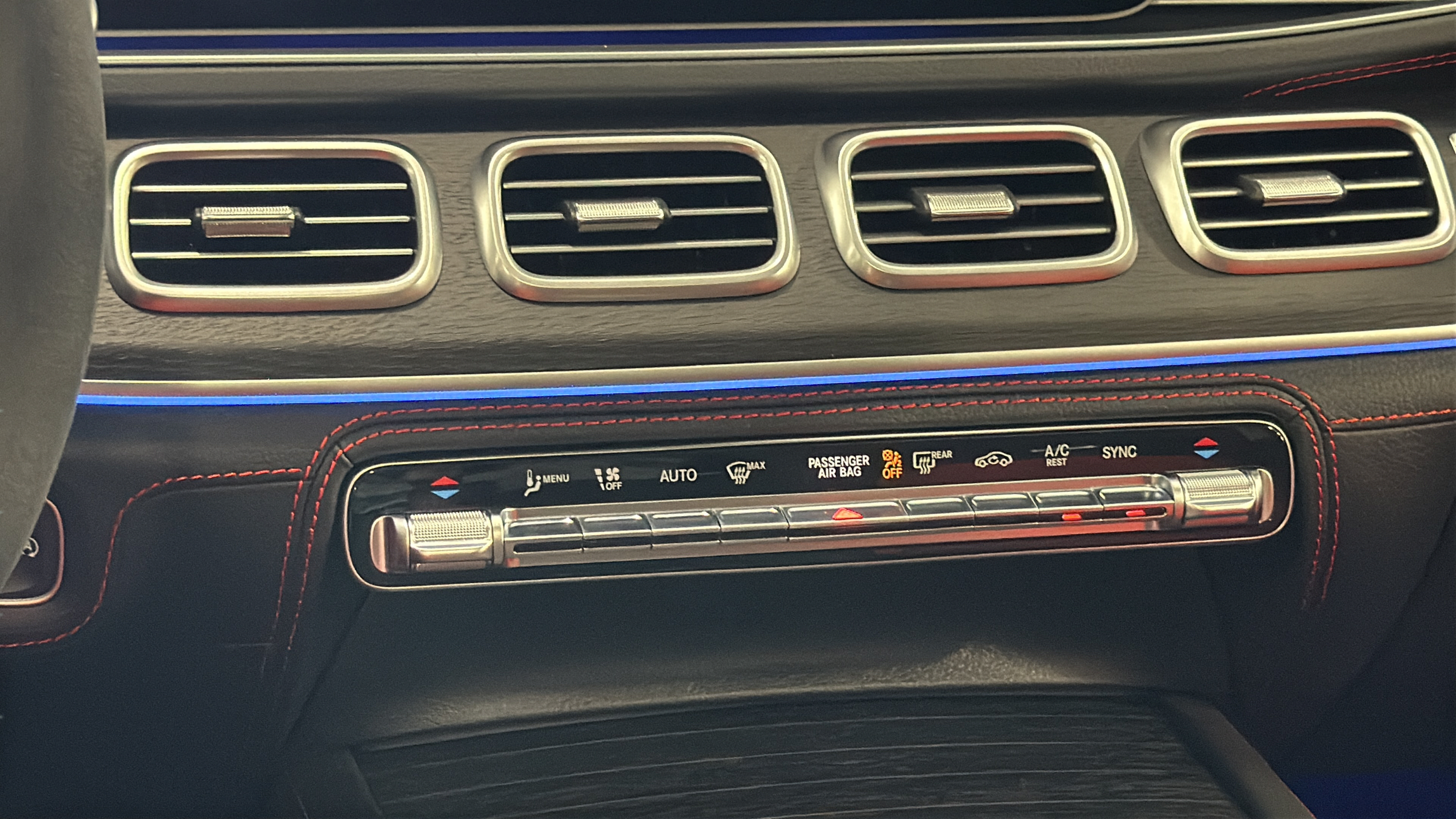 Certified 2024 Mercedes-Benz GLE 53 AMG 4MATIC Coupe image 38