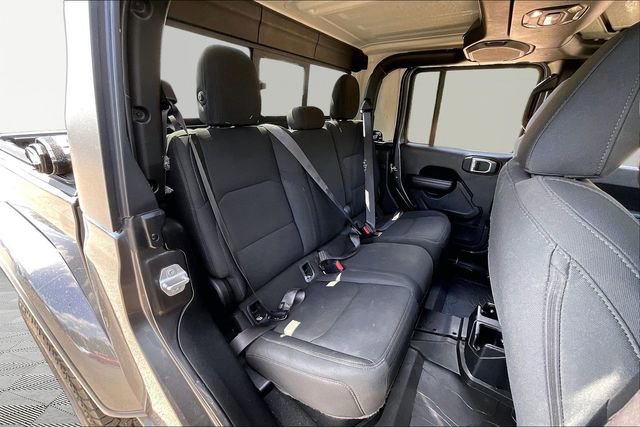 Used 2021 Jeep Gladiator Sport AWD/4WD image 17