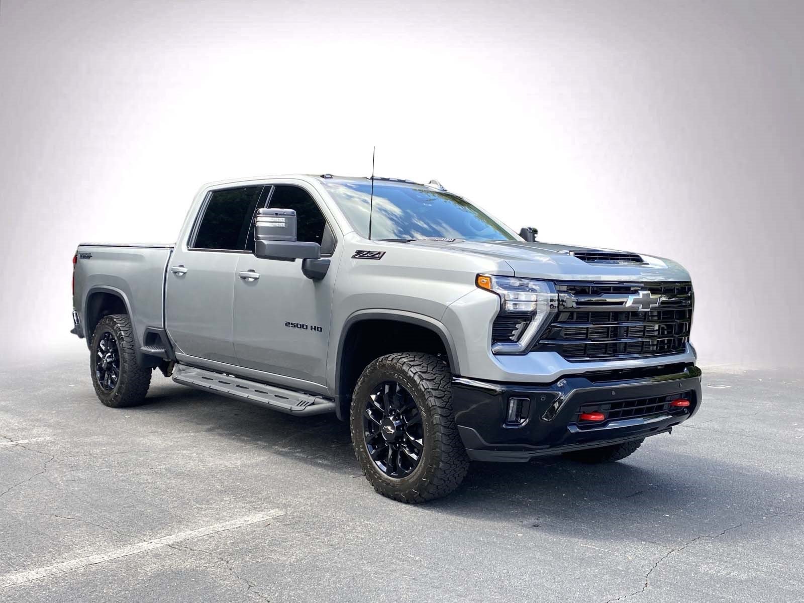 Used 2025 Chevrolet Silverado 2500 LTZ w/ LTZ Plus Package AWD/4WD video 2