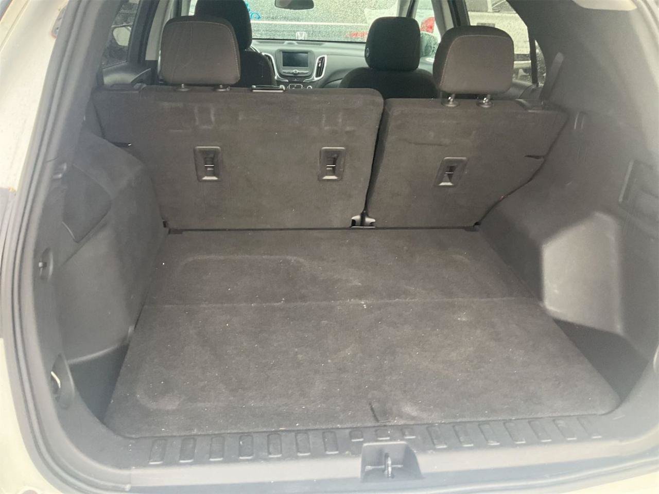 Used 2021 Chevrolet Equinox LT AWD/4WD image 8