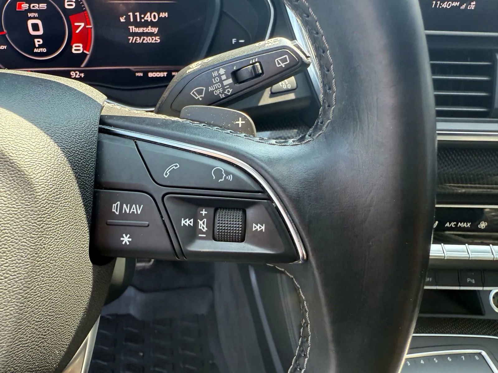 Used 2018 Audi SQ5 Premium Plus w/ Navigation Package image 19