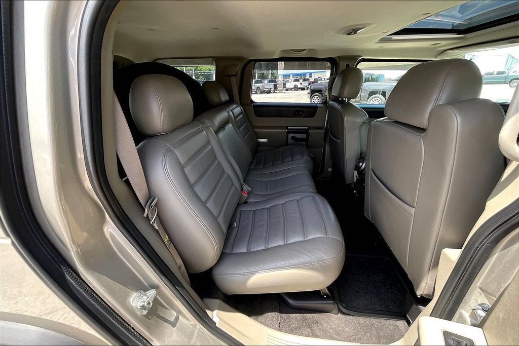 Used 2003 HUMMER H2 w/ Preferred Equipment Group AWD/4WD image 21