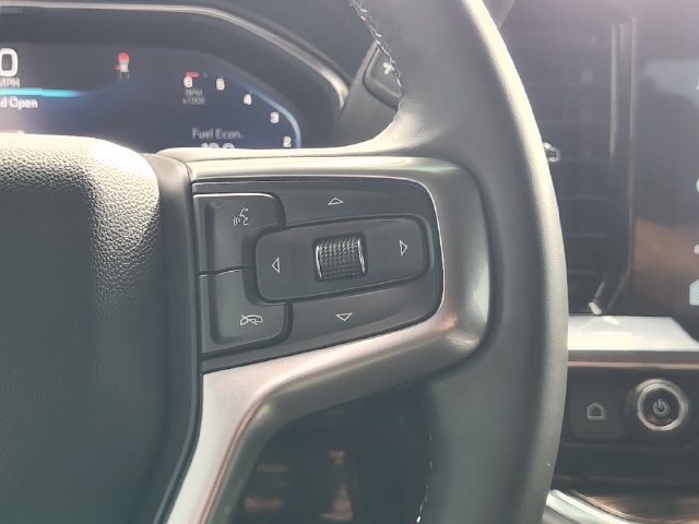 Used 2025 Chevrolet Silverado 1500 LT RWD image 29