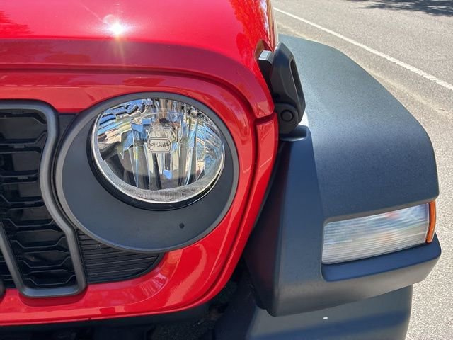 Used 2024 Jeep Wrangler Sport image 10