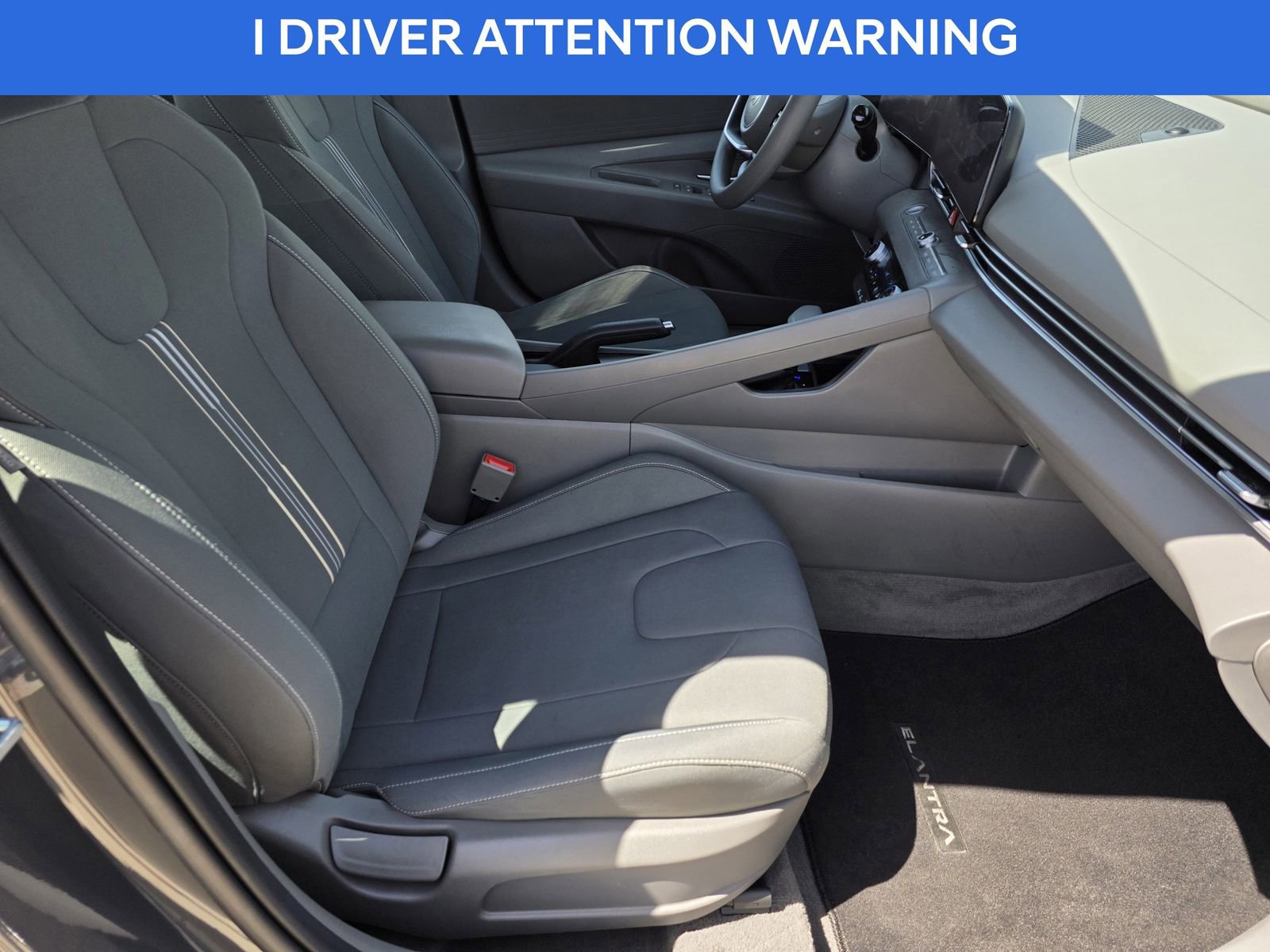 Used 2024 Hyundai Elantra SEL FWD image 11