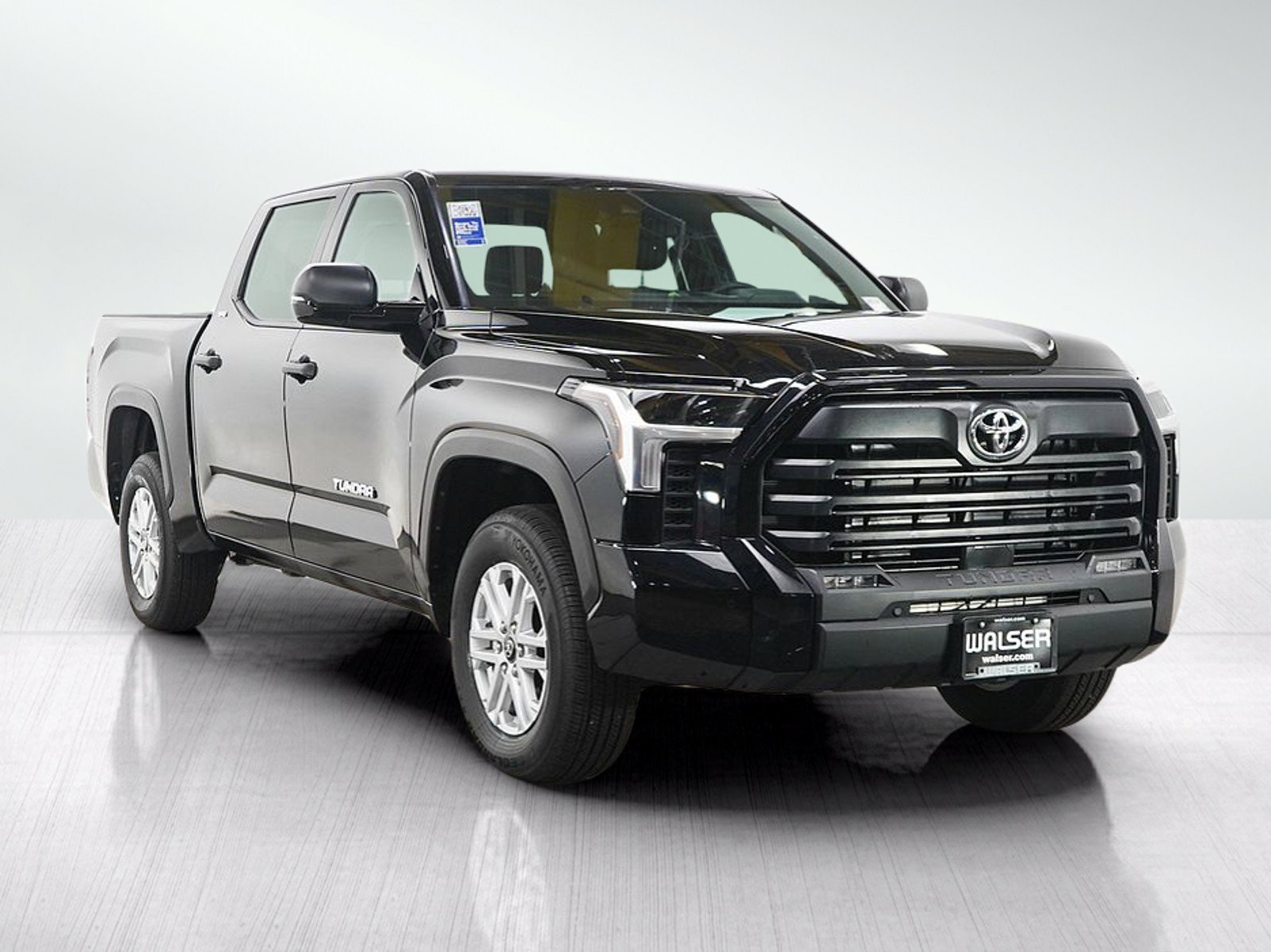 Used 2026 Toyota Tundra SR5 w/ SR5 Convenience Package AWD/4WD image 9